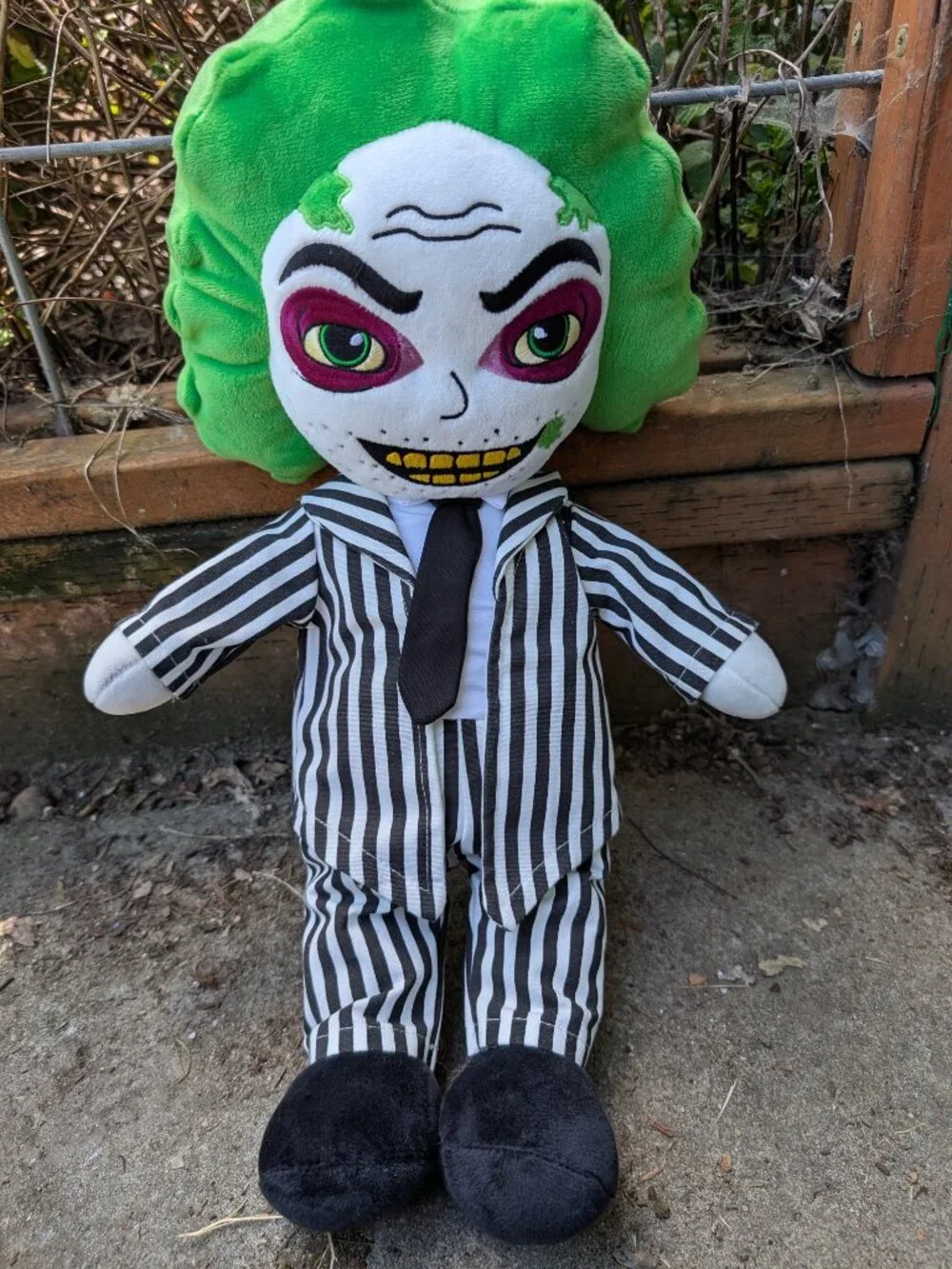Spirit Halloween Beetlejuice plushies set of 3